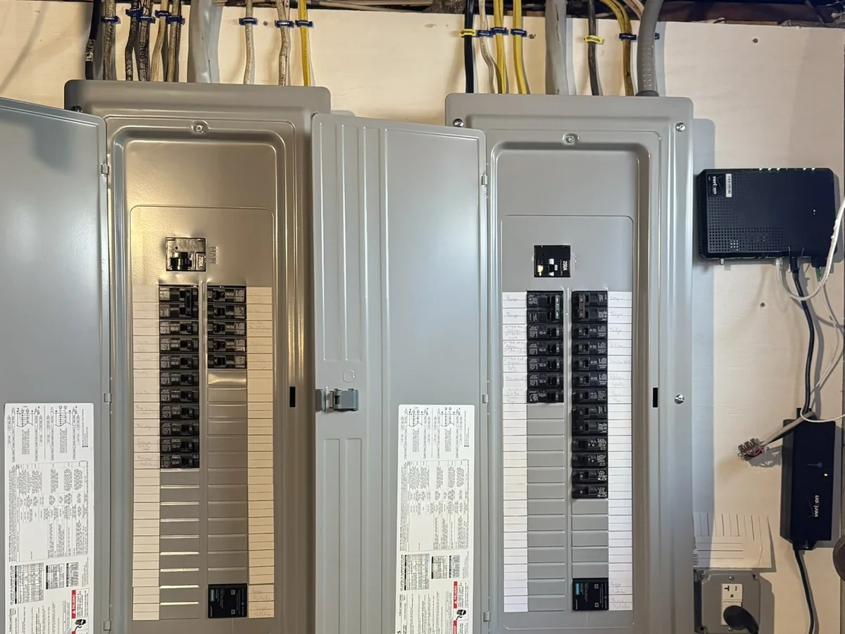 400-amp service upgrade with dual 200-amp panels - project photo